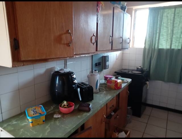 2 BEDROOM APARTMENT FOR SALE IN RUSTENBURG CENTRAL